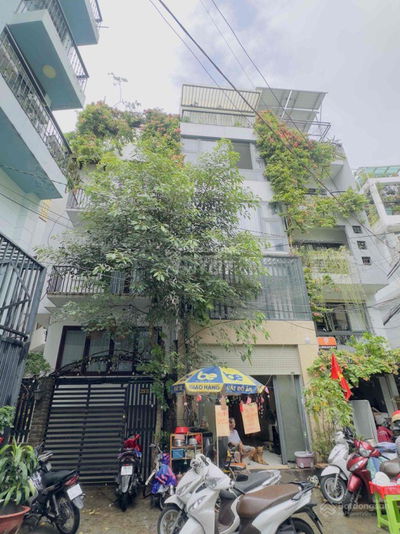 Cho thuê nhà 215/33 Huỳnh Văn Bánh,5.8x19 (nh8m) Hầm 4L, 50tr/tháng, P.12, Q Phú Nhuận.
