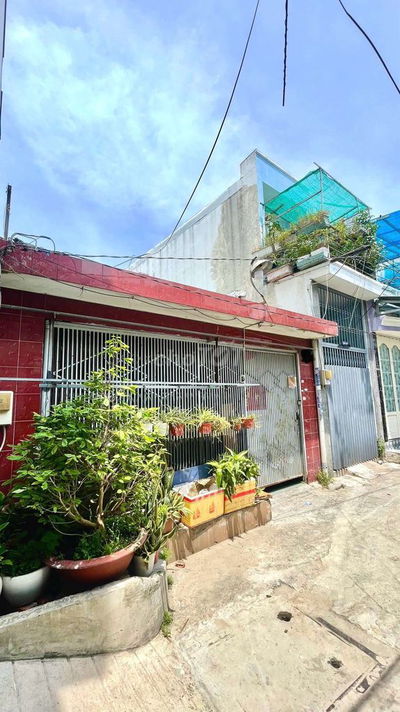 Nhà Cấp 4 - 5.4m x 14m - Hẻm thoáng Huỳnh Tấn Phát
