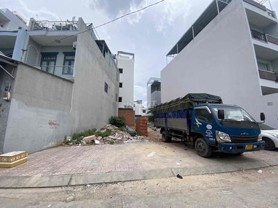 ĐẤT HẺM XE HƠI – GIÁP QUẬN 6 TÂN HOÀ ĐÔNG – NGANG 5M -LÔ GIỚI ÍT