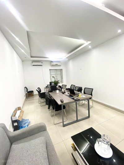 Chính chủ cho thuê VP 30m² Hoàng Văn Thái giá 5,5tr miễn phí ngoài giờ có VAT, full tiện ích
