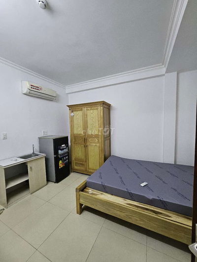 Căn hộ dịch vụ Full nội thất gần Phố Bùi Viện quận 1