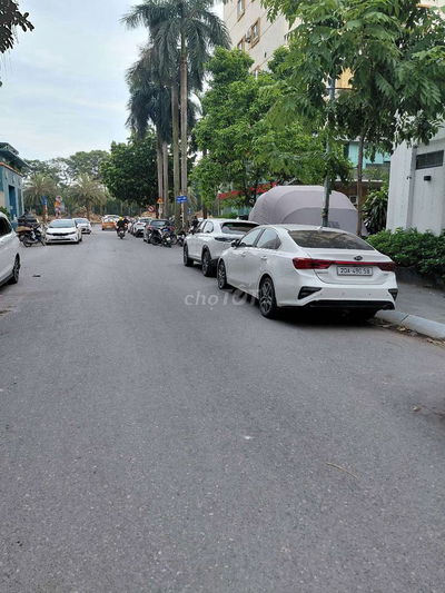 CẦN BÁN NHÀ MỚI, ĐỖĐỨC DỤC,Ô TÔ ĐỖ CỔNG, 40M, TẦNG 5,GIÁ 7,2TỶ