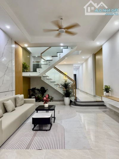MẶT PHỐ SÁT PHAN ĐĂNG LƯU – 2 TẦNG MỚI KENG, FULL NỘI THẤT, VALI Ở NGAY – CHỈ NHỈNH 7 TỶ