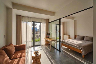 CĂN HỘ CAO CẤP 1 PHÒNG NGỦ BAN CÔNG GẦN RMIT VIVO CITY LOTTE QUẬN 7