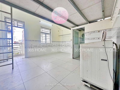 Phòng Gác Ban Công Siêu Rộng Thoáng, Cầu Tân Thuận Q7