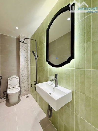 Với 2,2 tỷ có ngay nhà 1tret1lung1lau:50m2,Lê Văn Duyệt Bthanh,sổ sẵn, xem nhà thật