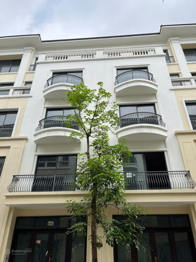 Bán Gấp Liền Kề 70m2x 5 tầng phân khu San Hô 16, MT 5m, hướng ĐN Sát Công Viên, gần hồ tạo sóng