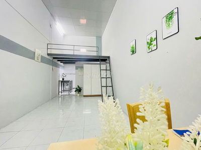 Cho thuê phòng trọ giá rẻ 30m2  sát bên EAON quận Tân Phú