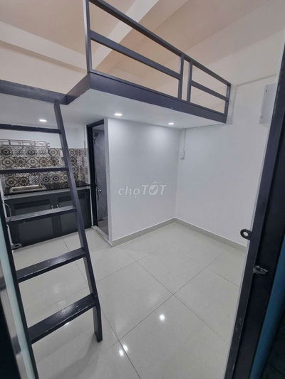 TRỌ MỚI GÁC RỘNG GIÁ CHỈ 3TR7 CỬA SỔ THOÁNG