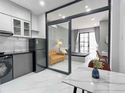 1PN BAN CÔNG SIÊU PHẨM NỘI THẤT MỚI KENG - TRUNG TÂM Q.7