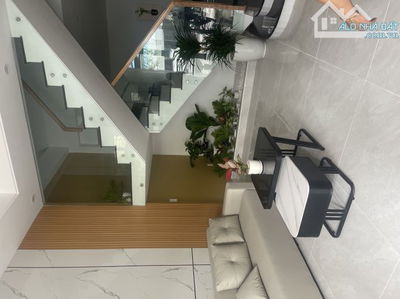 BÁN NHÀ MỚI FULL NỘI THẤT TRẦN HỮU TRANG - ĐỘC QUYỀN BÁN - PHỐ VIP - KINH DOANH ĐỈNH