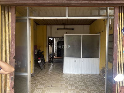 Cho thuê mặt bằng kinh doanh gần chợ , siêu thị, chợ, trường học