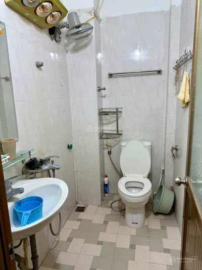 Cho thuê nhà riêng tại Đường Huyền Kỳ, 10 triệu, 135 m2, giá tốt hot