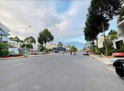 BÁN CẶP NỀN VỊ TRÍ ĐẸP ĐƯỜNG NGUYỄN VĂN LƯU KDC NAM LONG (8C)