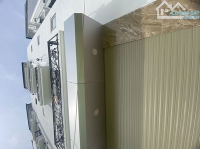 Chỉ 4,8 Tỷ VNĐ.Bán nhà Phúc Lợi 31m-4,5Tầng xây mới