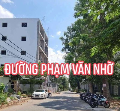 NỀN ĐƯỜNG PHẠM VĂN NHỜ - KHU DÂN CƯ DIỆU HIỀN