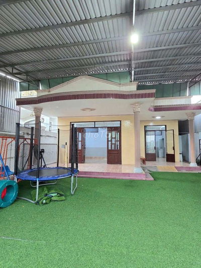 Cho thuê nhà P Hiệp Thành TDM Bình Dương
🏡 Tổng diện tích 370m2