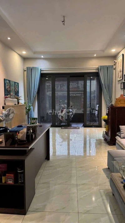 Nhà 4m x 19m Mặt Tiền Huỳnh Thị Hai, P.Tân Chánh Hiệp, Giá: 7 Tỷ