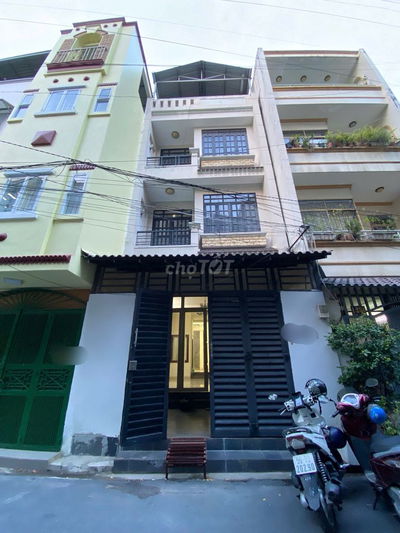 Cho thuê nhà đẹp đường Võ Oanh, p25, Bình Thạnh.  DT 5 x 16m, 3 tầng