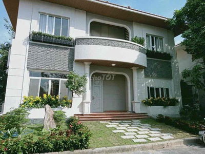 Bán biệt thự Phú Mỹ Hưng khu compound 317m2 hướng Nam giá 85 tỷ