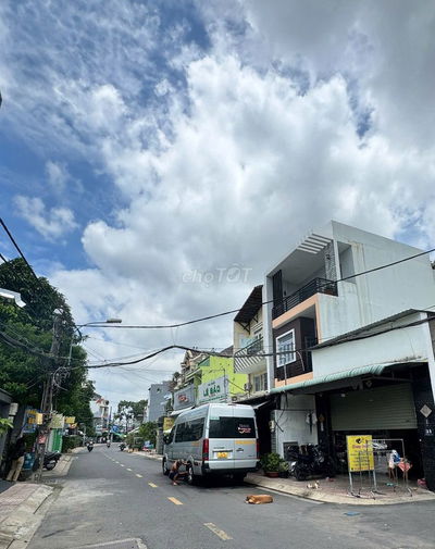 Bán nhà 160m2 1 trệt 3L MTKD đường Linh Đông  Linh Đông Thủ Đức 14 tỷ