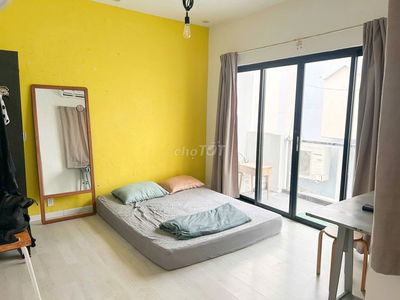 nhà 4 PHÒNG NGỦ CÁCH MẠNG THÁNG 8. ĐỦ ĐỒ