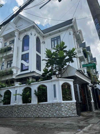 Con Du học bán gấp Biệt Thự Ngang 12m sau bến xe An Sương ch nội thất