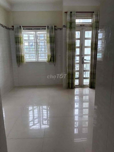 Cho thuê Phòng trọ toilet riêng, ngay chợ Bà Chiểu, đi Q1 chỉ 5ph