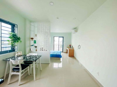Studio Ban Công - Cửa Sổ Lớn Full NT Ngây Chân Cầu Nguyễn Văn Cừ