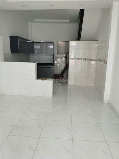 Nhà 1 trệt 1 lầu 2 Phòng ngủ Đông Hưng Thuận Q12