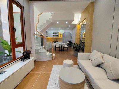 Cho thuê nhà 3 tầng 3 mê Villa kiệt Phan Kế Bính, TT Hải Châu