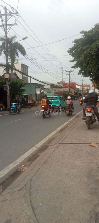 Nhà 3tầng, hẻm ô tô thông,ngay KĐT Đông Tăng Long chỉ 5,4tỷ