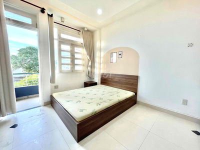 CHDV ban công view sân bay full nội thất