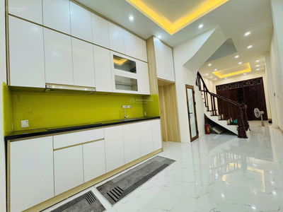 Chính chủ cần bán nhà Kim Giang- Hoàng Mai DT:37m2, 5 tầng, giao dịch ngay