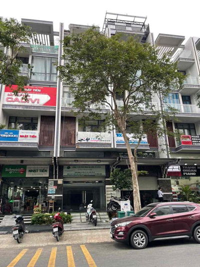 Nhà cho thuê khu đô vạn phúc 1trệt 3Lầu 1sân thượng Giá Thuê 36 trieuj