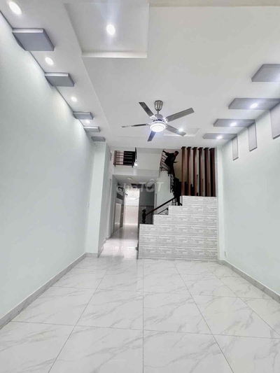 NGAY HIỆP THÀNH CITY - HẺM XE HƠI - 4 x 18 3 TẦNG - 4.65 TỶ CÒN TL