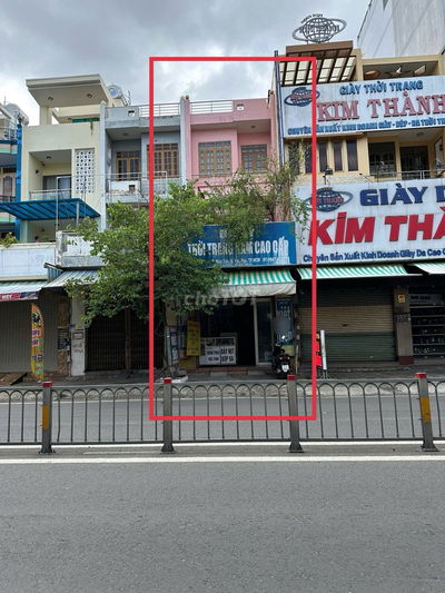 MẶT TIỀN HÒA BÌNH VỊ TRÍ SIÊU ĐẸP 4M X 17M , 1 TRỆT 2 LẦU SÂN THƯỢNG