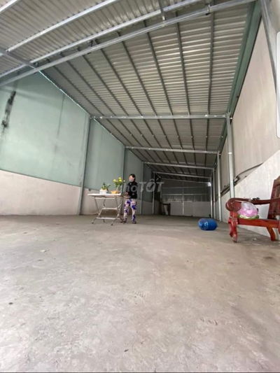 CHÍNH CHỦ CHO THUÊ NHÀ KHO DT7X24. KHU PHỐ CHỢ CẦU XÁNG.
