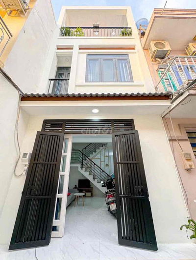 Cần Bán Gấp Nhà Ngộp Giá 890 TRIỆU