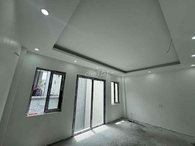Nhà Mới Tây Hồ 40m2 - 6 Tầng Thang Máy - Ngõ Thông - Giá Hơn 9 Tỷ