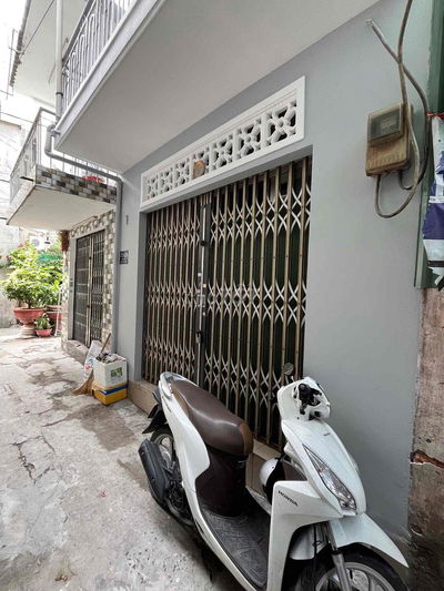 tôi cần bán nhà hẻm 477 Âu cơ, 1 trệt, 1 Lầu, giá 2,99 tỷ