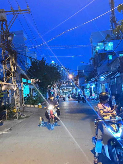 NHÀ MỚI NỘI THẤT - HẺM XE HƠI - KINH DOANH TỐT