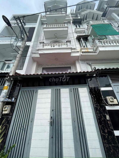 Bàn nhà Nguyễn Duy Cung, p12, Gò Vấp