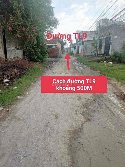 Nghọp bank-ban lô đất long an