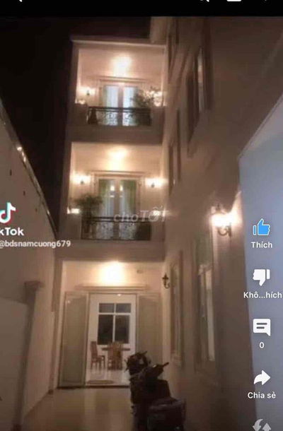 cho thuê phòng có Ban công .dường số 43 Tân Quy dt 35m2