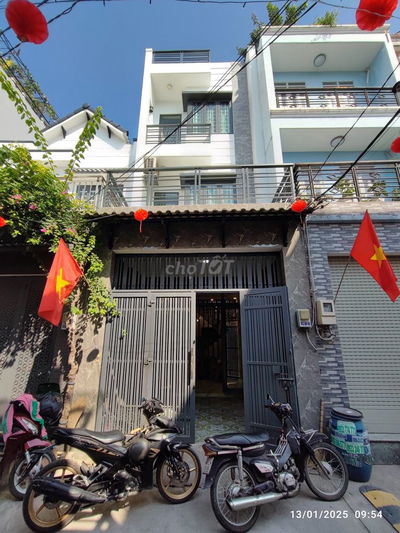 Hẻm oto thông ngay Tây thạnh Lê Trọng Tấn 5x10m 3 tầng chỉ 5 tỷ