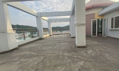 🌆 Cho Thuê Tầng Thượng 300M² - Phòng Trống - Hồ Bơi View Biển