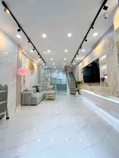 NHÀ ĐẸP FULL NỘI THẤT, QUẬN 7, HXH