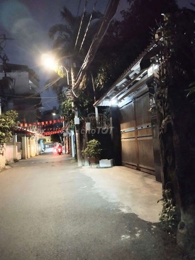 BÁN ĐẤT TẶNG NHÀ- 118M2- NỞ HẬU- HXH  QUAY ĐẦU- NG.VĂN NGHI GV- 9,9 TỶ