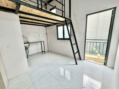 Phòng trọ có gác mới khai trương ban công thoáng mát chỉ 2xxx